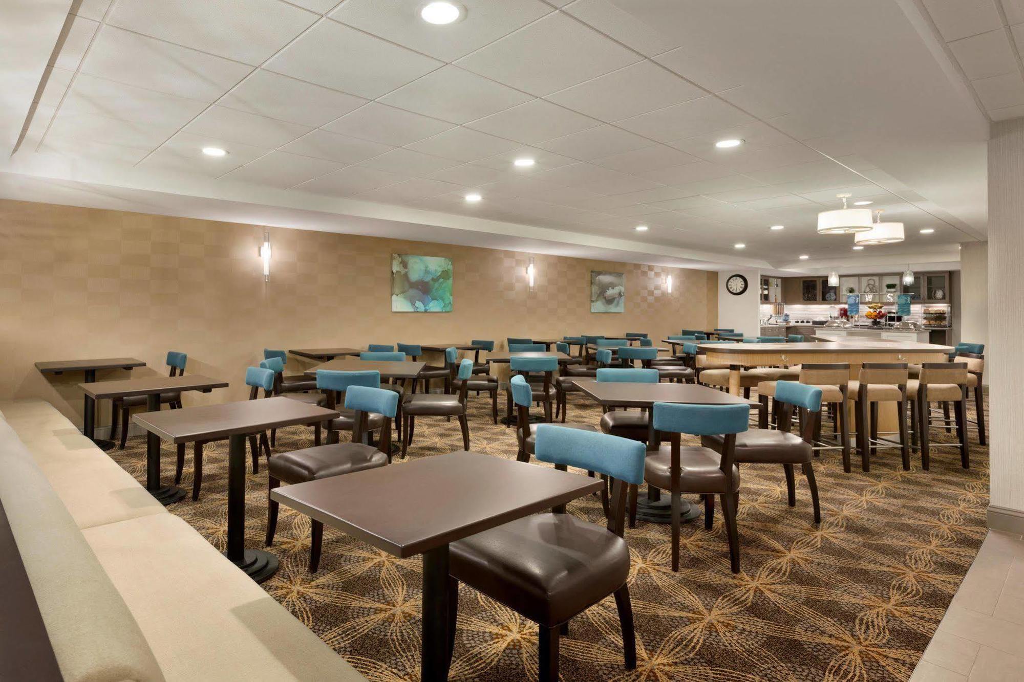 Homewood Suites By Hilton Hartford Downtown Exterior photo